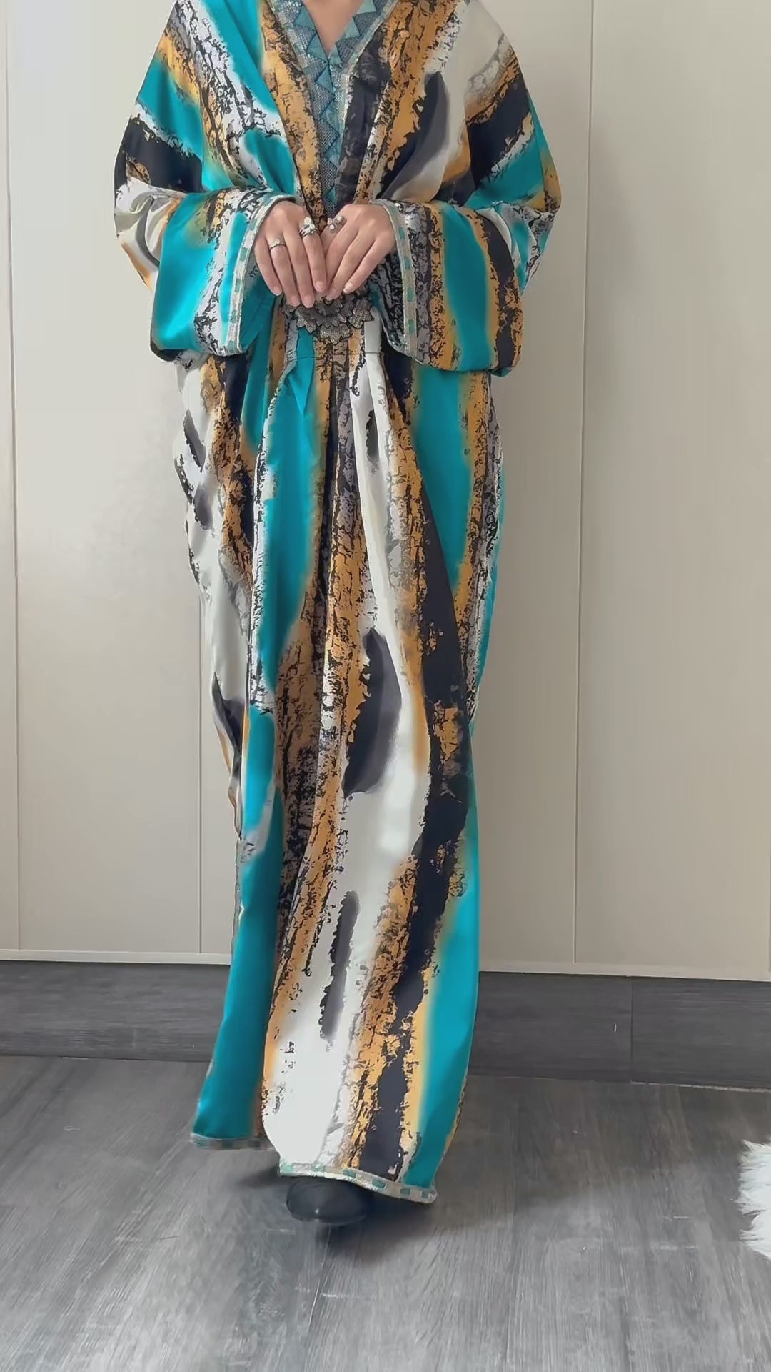 Essence 1 piece